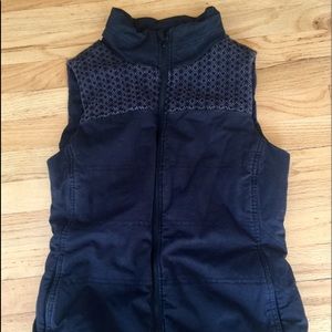 Women’s black Prana winter vest, size small